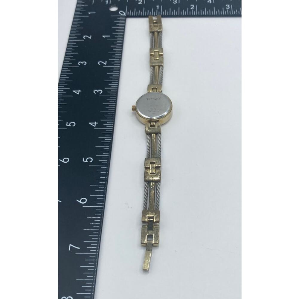 VTG Timex Women's Petite Dress Watch  22mm - Fresh Battery - WR30m Wrist 6.25" - Picture 6 of 7